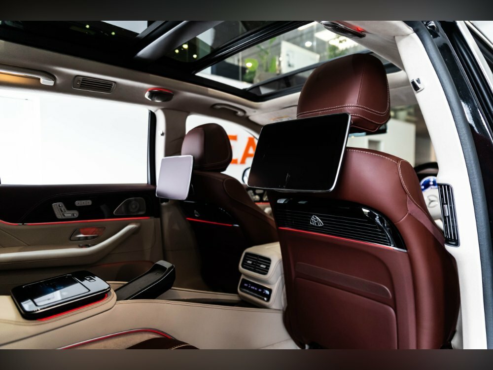 Luxury executive vehicle London