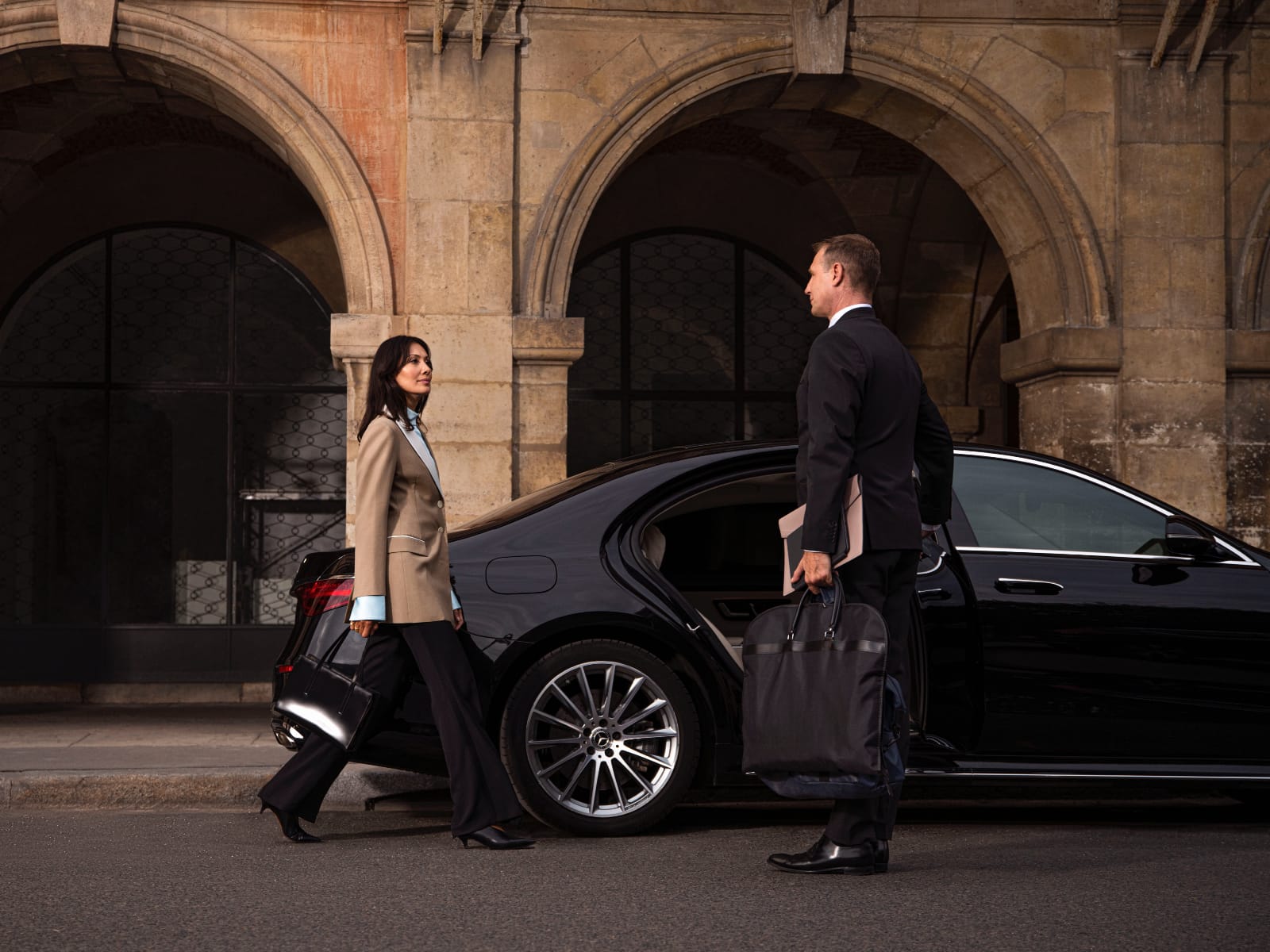 5 Star Tour Hire London