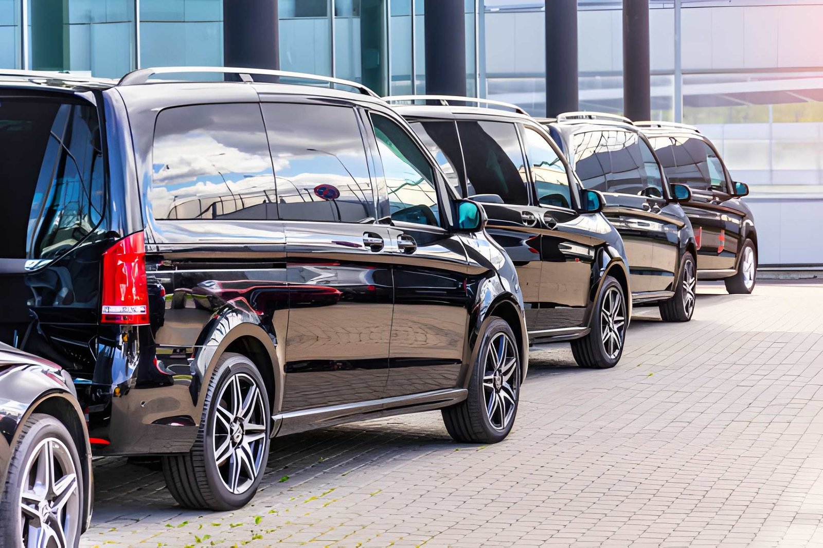 Luxury Executive Transportation Service London vehicle