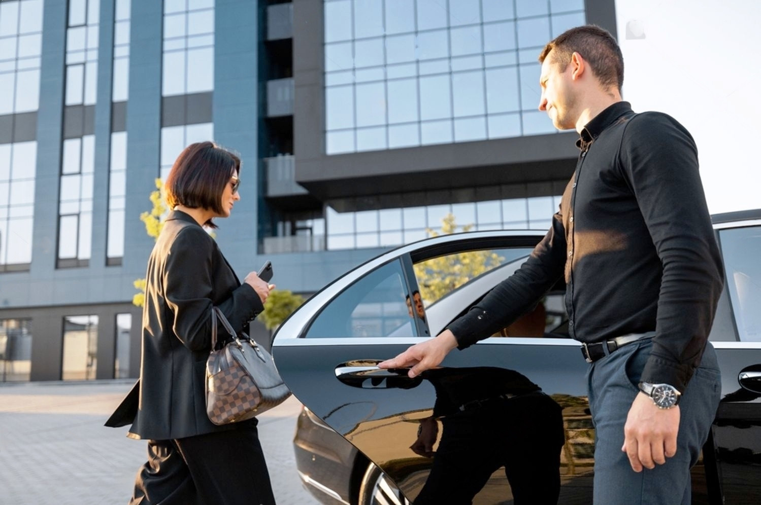Corporate Airport Transfer London travel across London