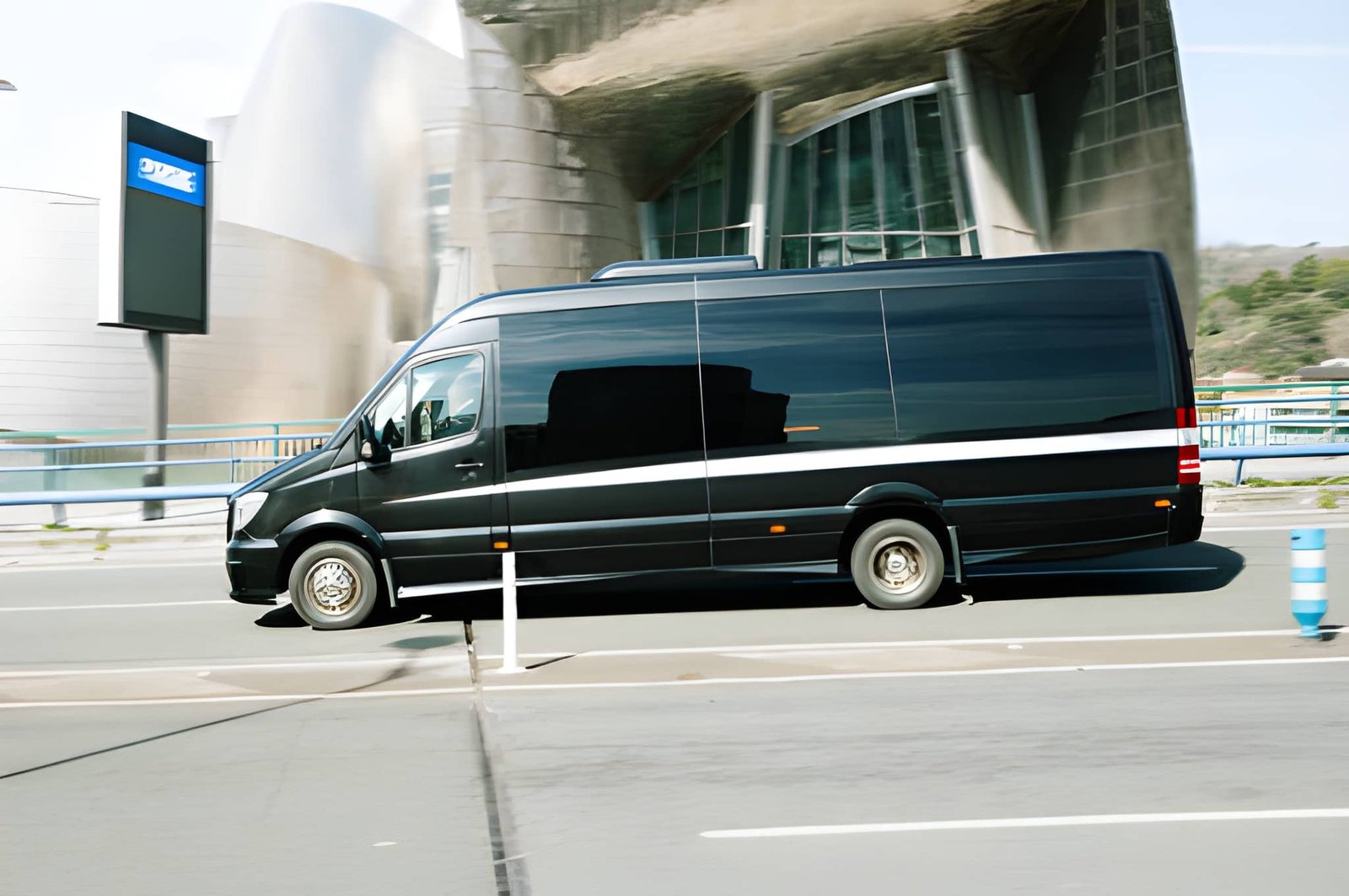 Luxury Executive Coach Service London vehicle