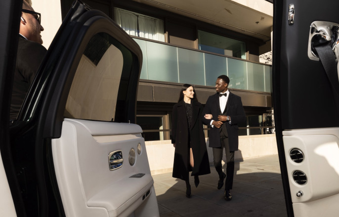 Professional Chauffeur Service in London Elite Executive Saloon Front Grille