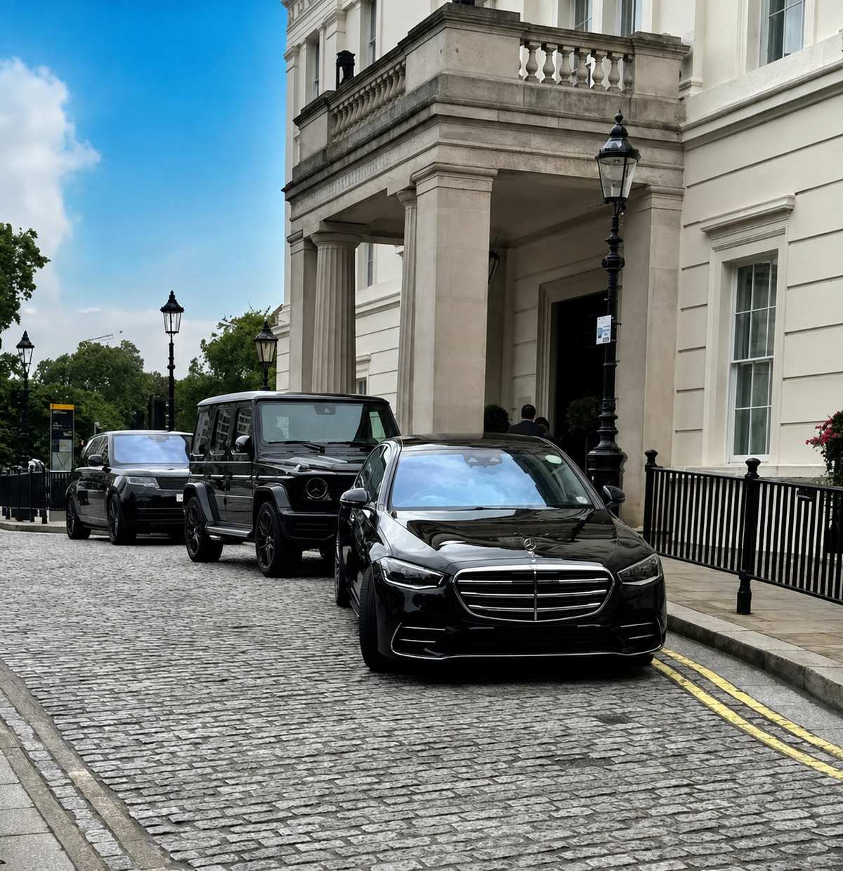 Reserve Chauffeur London High End Tailored Rear Cabin Interior Offering Exceptional Restful Luxury